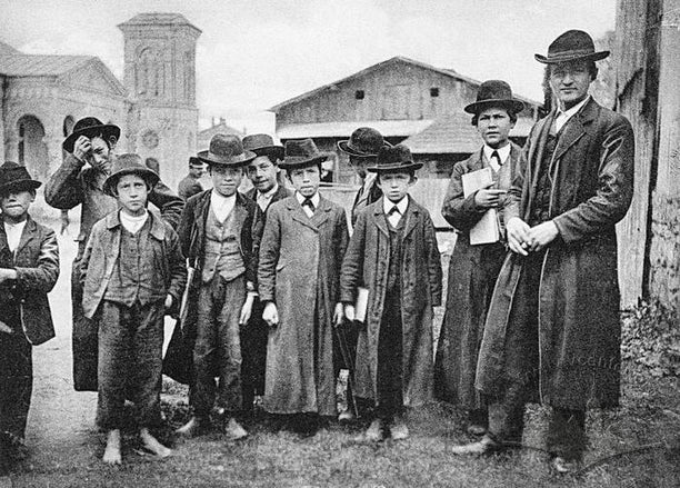 The Whitening of European Jews and the Misuse of Holocaust Memory