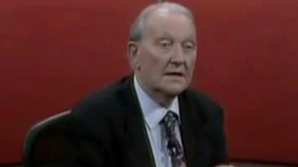 Mészáros in a 2002 appearance on Brazilian television program Roda Viva.