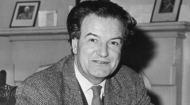 Christopher Hill, the Communist Party (1956-57) and Historical Context: A (Minor) Footnote to a (Creditable) Folly