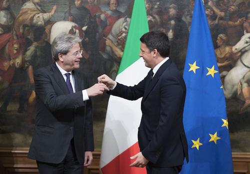 Paolo Gentiloni and Matteo Renzi, December 2016. via Wikimedia Commons.