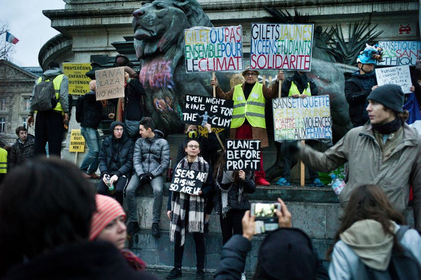 With the ‘gilets jaunes’, for a new hegemony