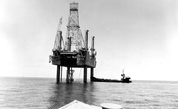 Offshore mobile drilling platform, Gulf of Mexico off Louisiana, 1957. via Wikimedia Commons.