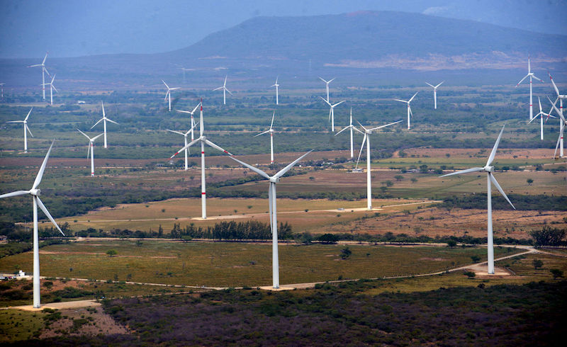 Wind turbines in the Isthmus of Tehuantepec. via Wikimedia Commons.