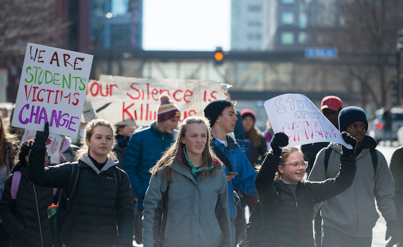 High school students demonstrate for gun control in Minneapolis, February 21. Photo: Fibonacci Blue. via Flickr.  