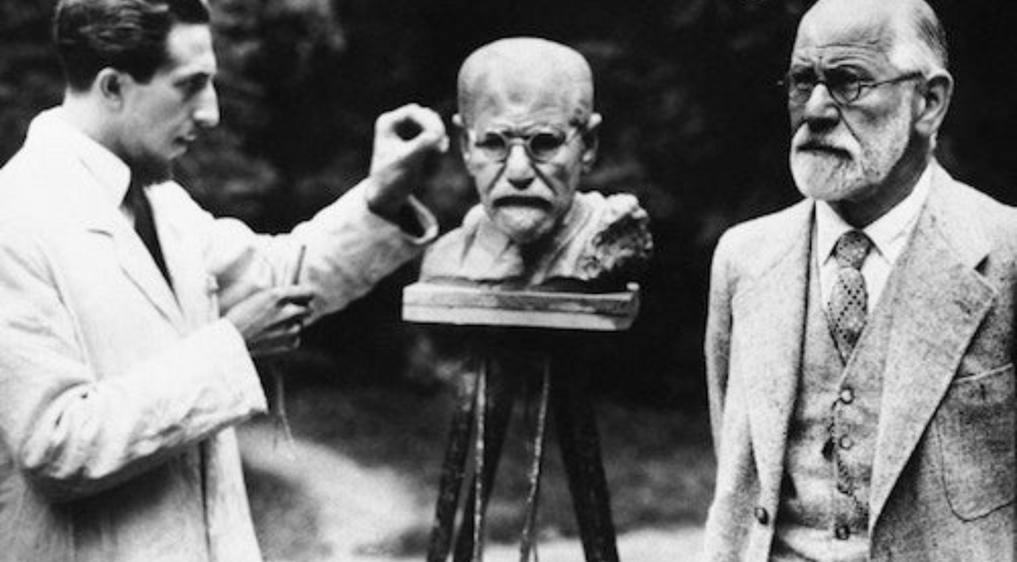 Sigmund Freud poses during the making of his own bust by sculptor Oskar Nemov. Vienna, 1931.
