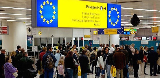 Image for blog post entitled “Defend free movement, without illusions”—On the Significance of Immigration