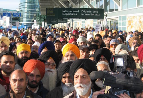 Image for blog post entitled Fight Trump: Stop Deportations By Any Means